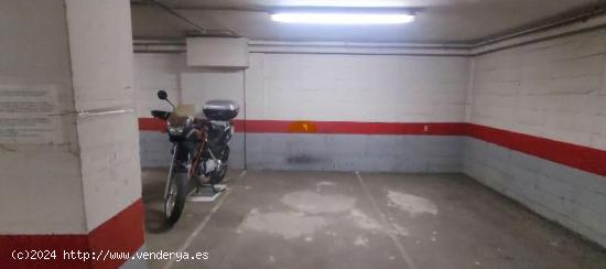  Plaza de garaje para coche pequeño/mediano o 2 motos. - ALICANTE 