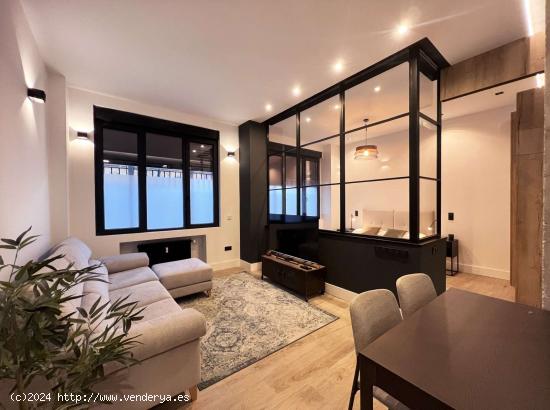  Encantador apartamento de 2 dormitorios en alquiler en Cuatro Caminos - MADRID 