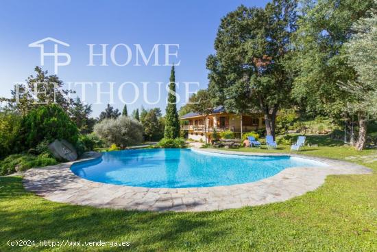  Exclusiva villa con gran terreno y preciosa piscina privada en Begues! - BARCELONA 