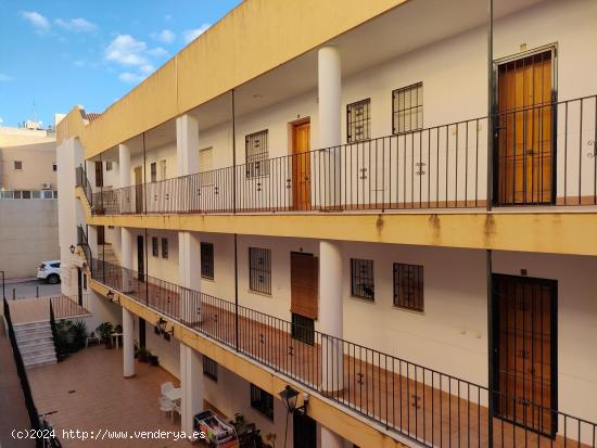  Se vende apartamento en Garrucha - ALMERIA 