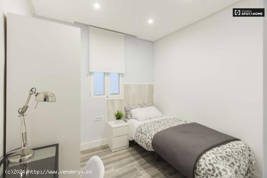  Elegante habitación en apartamento de 5 dormitorios, Retiro - MADRID 