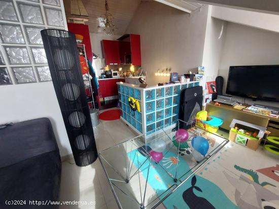  EXCLUSIVAS ROMERO,. comercializa apartamento duplex en Vereda de Estudiantes - MADRID 