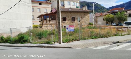  Se vende terreno urbano en el  centro de Olazti - Olazagutia - NAVARRA 