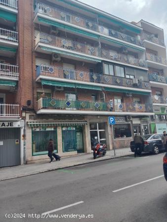 Excelente piso en venta con terraza en Pueblo Nuevo - MADRID 