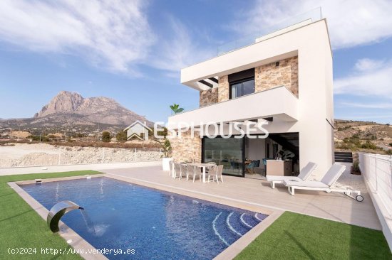  Casa en venta a estrenar en Finestrat (Alicante) 