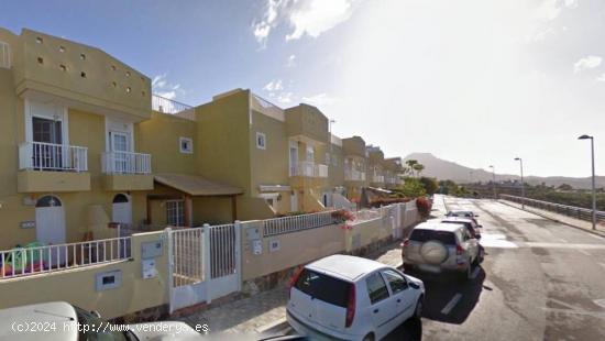  Adosado adosado 160 m2 con 3 terrazas muchas vistas y garaje cerrado 2 coches - SANTA CRUZ DE TENERI 