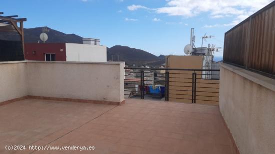  Valle San lorenzo Piso 2 habitaciones con solarium 80m2 mas garaje - SANTA CRUZ DE TENERIFE 