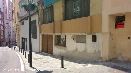  Local Comercial con acceso desde calle Muro y calle Jose Antonio - CADIZ 