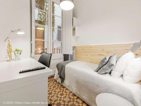  Habitación ordenada en alquiler en un apartamento de 5 dormitorios en La Dreta de l'Eixample - BARC 
