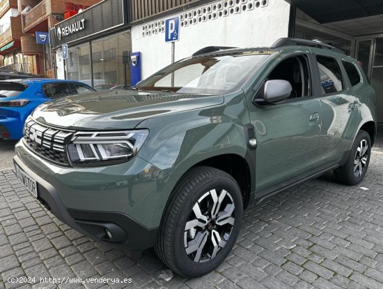  Dacia Duster JOURNEY GO -  