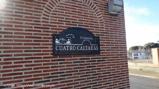  Urbis te ofrece una parcela en venta en zona Cuatro Calzadas, Salamanca. - SALAMANCA 