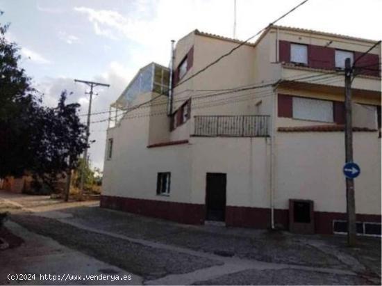  Urbis te ofrece un apartamento en venta en Villarmayor, Salamanca. - SALAMANCA 