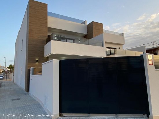  Villa en venta en Benijófar (Alicante) 
