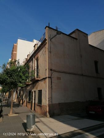  Casa VENTA en Castellón zona RONDA DE LA MAGDALENA, 120 m para Reformar - CASTELLON 