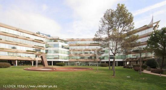  Oficina en centro de negocios de Sant Cugat del Vallés - BARCELONA 