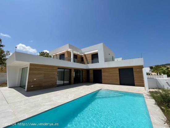  Villa moderna con piscina - ALICANTE 