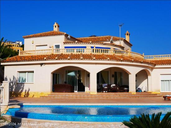 Villa mediterránea con exclusivas vistas al mar - ALICANTE 