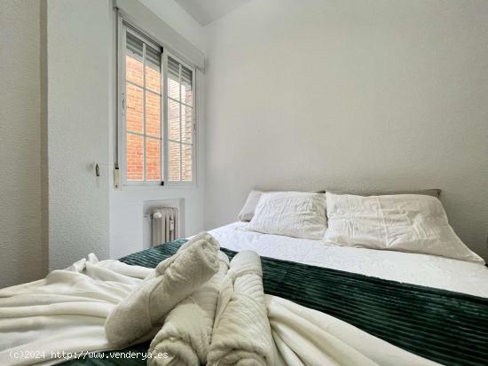  Alquiler de habitaciones en piso de 3 habitaciones en Madrid - MADRID 