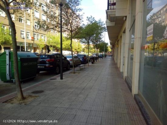  Local comercial de 105 metros cuadrados en la ciudad de Logroño, Zona Gonzalo de Berceo - LA RIOJA 