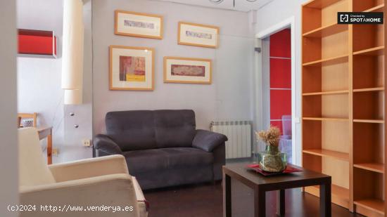  Apartamento de 3 dormitorios en alquiler en Aluche - MADRID 