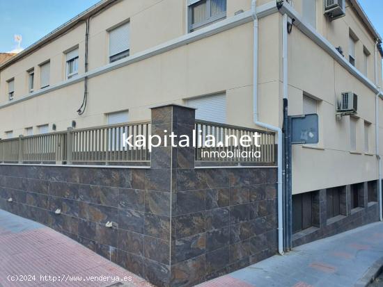  Casa adosada en planta baja a la venta en Ibi (Alicante) - ALICANTE 
