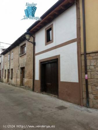  Se vende casa para rehabilitar en LA PUEBLA DE ARGANZÓN (Burgos) - BURGOS 