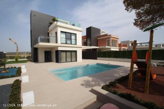  Villas Deluxe desde 669.000,00€ - ALICANTE 