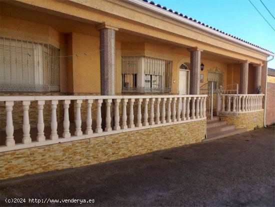  Casa-Chalet en Venta en Holguera Cáceres 