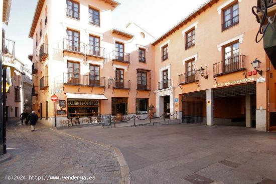  Cochera Zona Ayuntamiento de Granada - GRANADA 