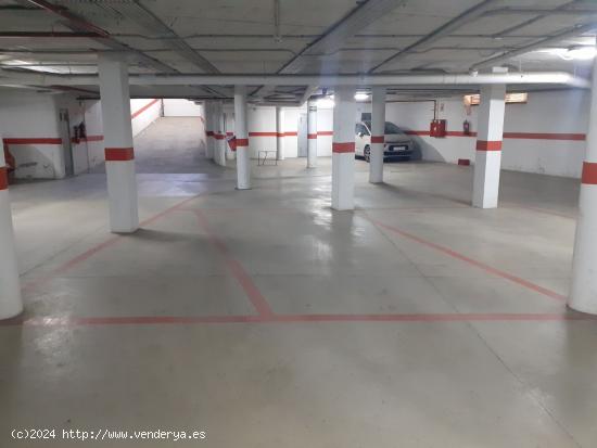  2 Plazas de aparcamiento en sótano, disponibles en alquiler y en venta - CADIZ 