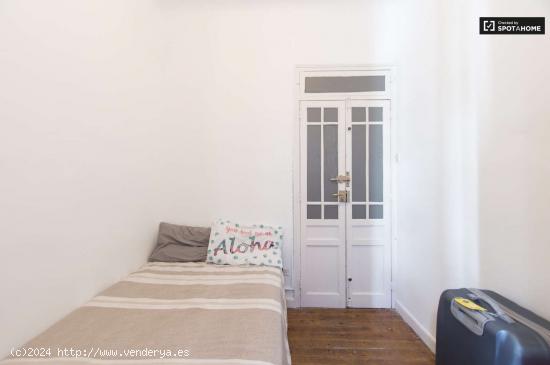  Habitación interior en apartamento de 7 dormitorios en Salamanca, Madrid - MADRID 