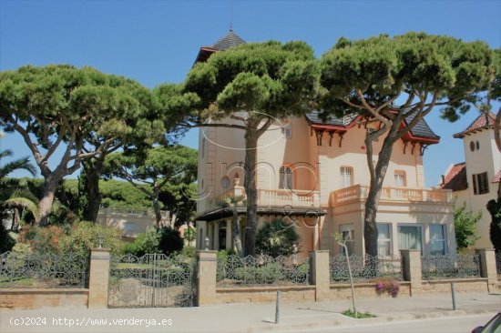  Chalet / Torre en venta  en Sant Vicenç de Montalt - Barcelona 