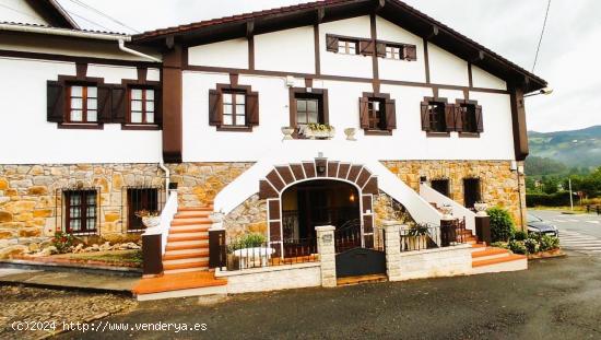  Venta casa de piedra con terraza y garaje en Zalla - VIZCAYA 