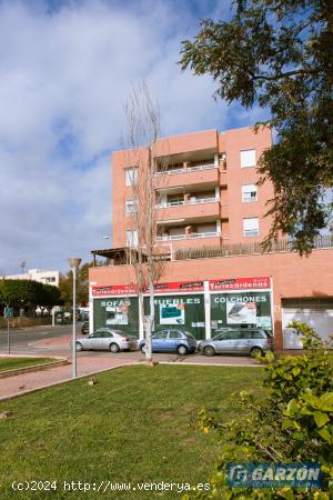  Piso Alquiler con Plaza de Garaje junto a Torrecárdenas - ALMERIA 