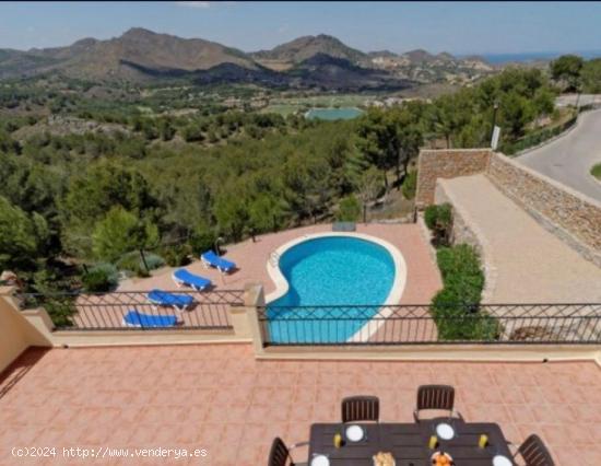  Inigualable chalet privado con piscina y vistas despejadas al monte, golf y mar - MURCIA 