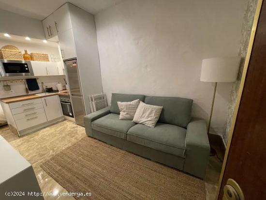  Acogedor apartamento de 1 dormitorio cerca de Palacio, Madrid - MADRID 