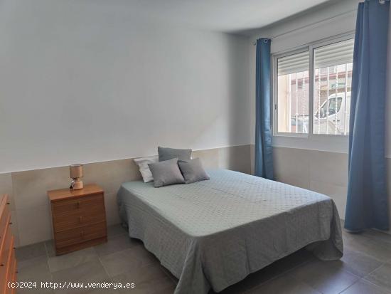  Dormitorio en piso compartido en Malvarrosa - VALENCIA 