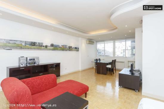  Soleado apartamento de 2 dormitorios en alquiler en Retiro - MADRID 