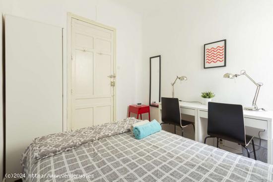  Acogedora habitación en apartamento de 7 dormitorios en Salamanca - MADRID 