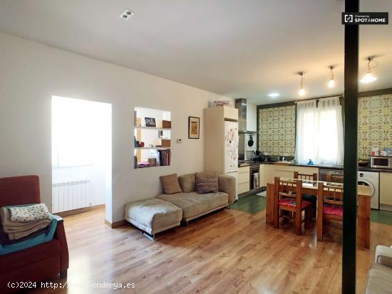  Moderno apartamento de 2 dormitorios con aire acondicionado en alquiler en Salamanca - MADRID 