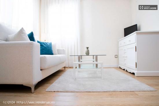  Encantador apartamento de 1 dormitorio con aire acondicionado en alquiler cerca de Atocha en Madrid  