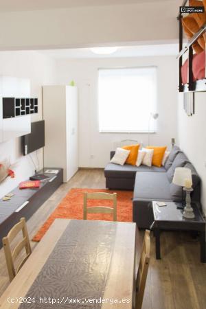  Encantador estudio con dormitorio tipo loft en alquiler en El Viso - MADRID 