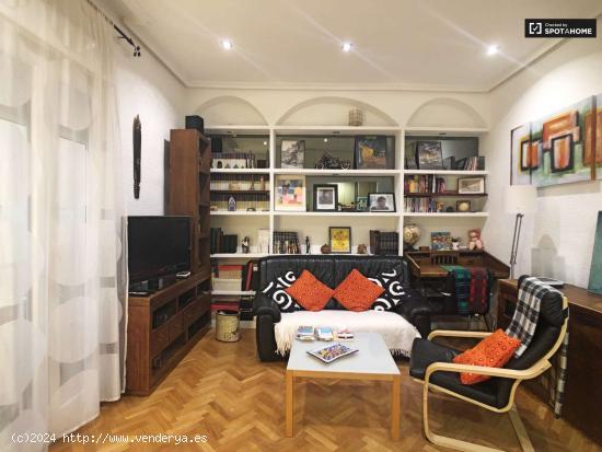  Acogedor apartamento de 1 dormitorio en alquiler en Centro - MADRID 