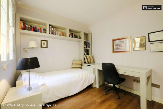  Moderna habitación en alquiler en piso de 3 dormitorios en Salamanca - MADRID 