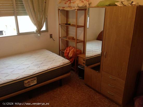  Piso de 5 dormitorios en alquiler en Murcia - MURCIA 