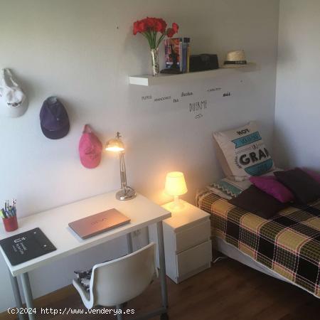  Alquiler de habitaciones en piso de 3 habitaciones en Madrid (Leganés) - MADRID 