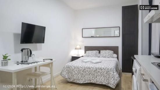  Estudio de 1 dormitorio en alquiler en Arapiles - MADRID 