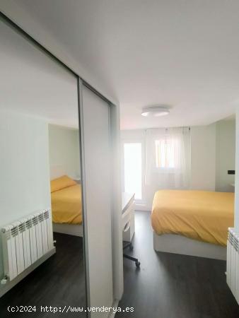  Se alquila habitación en piso de 4 habitaciones en alquiler en Salamanca - SALAMANCA 