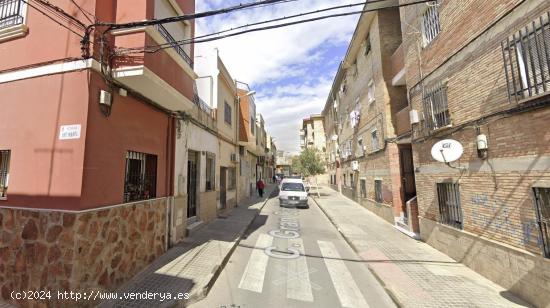  Venta de Casa en Almeria, zona Quemadero - ALMERIA 