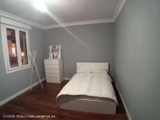  Se alquila habitación en piso de 3 dormitorios en Bilbao - VIZCAYA 
